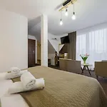 łaziska 3*