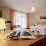 Hotel łaziska 3*