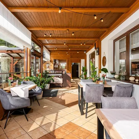 Laziska Hotel Czchow