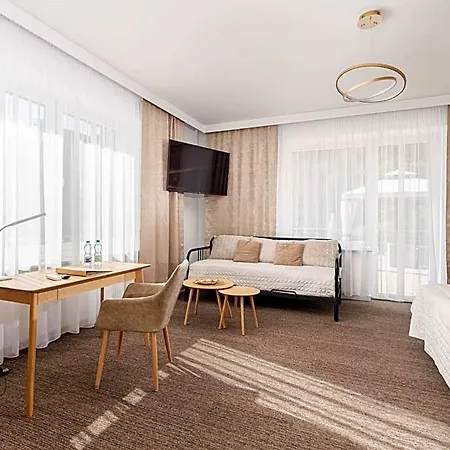 Laziska 3*